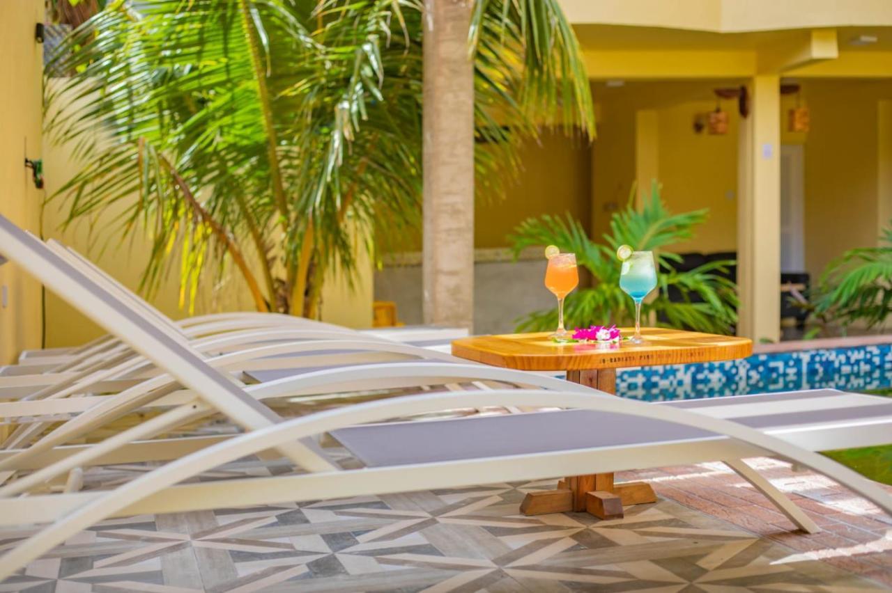 Sorenzo Maldives Thoddoo Exterior photo