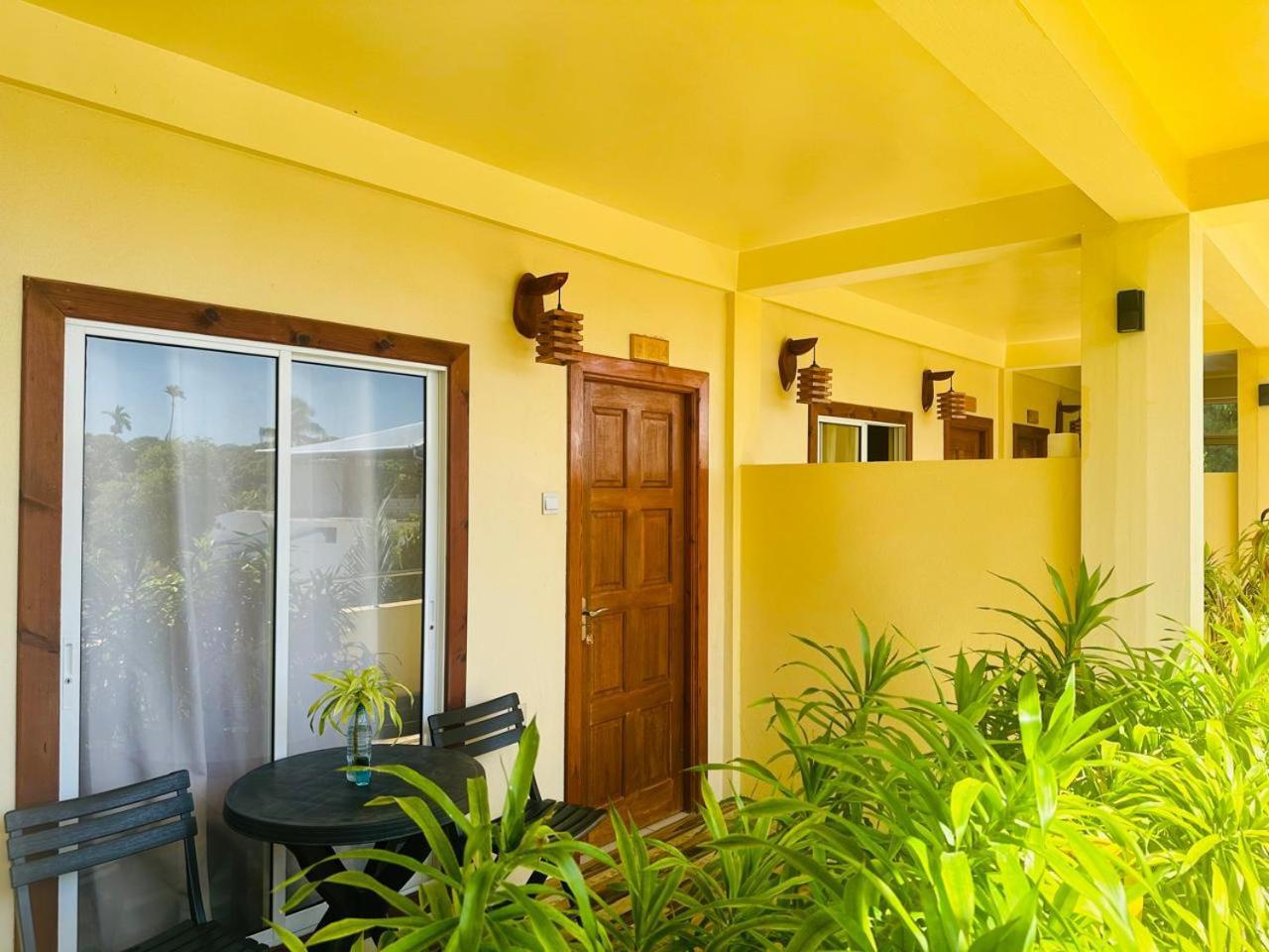 Sorenzo Maldives Thoddoo Exterior photo